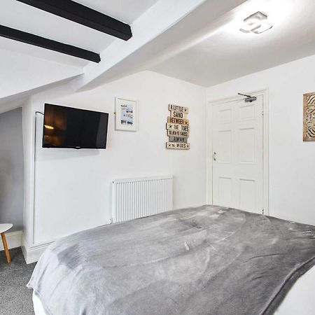 Apartment 4, Khyber Lodge Apartment Γουίτμπι Εξωτερικό φωτογραφία