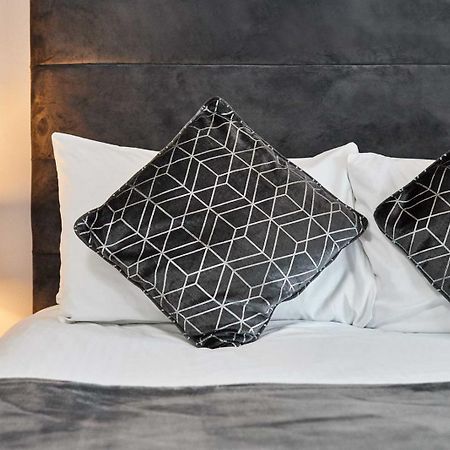 Apartment 4, Khyber Lodge Apartment Γουίτμπι Εξωτερικό φωτογραφία