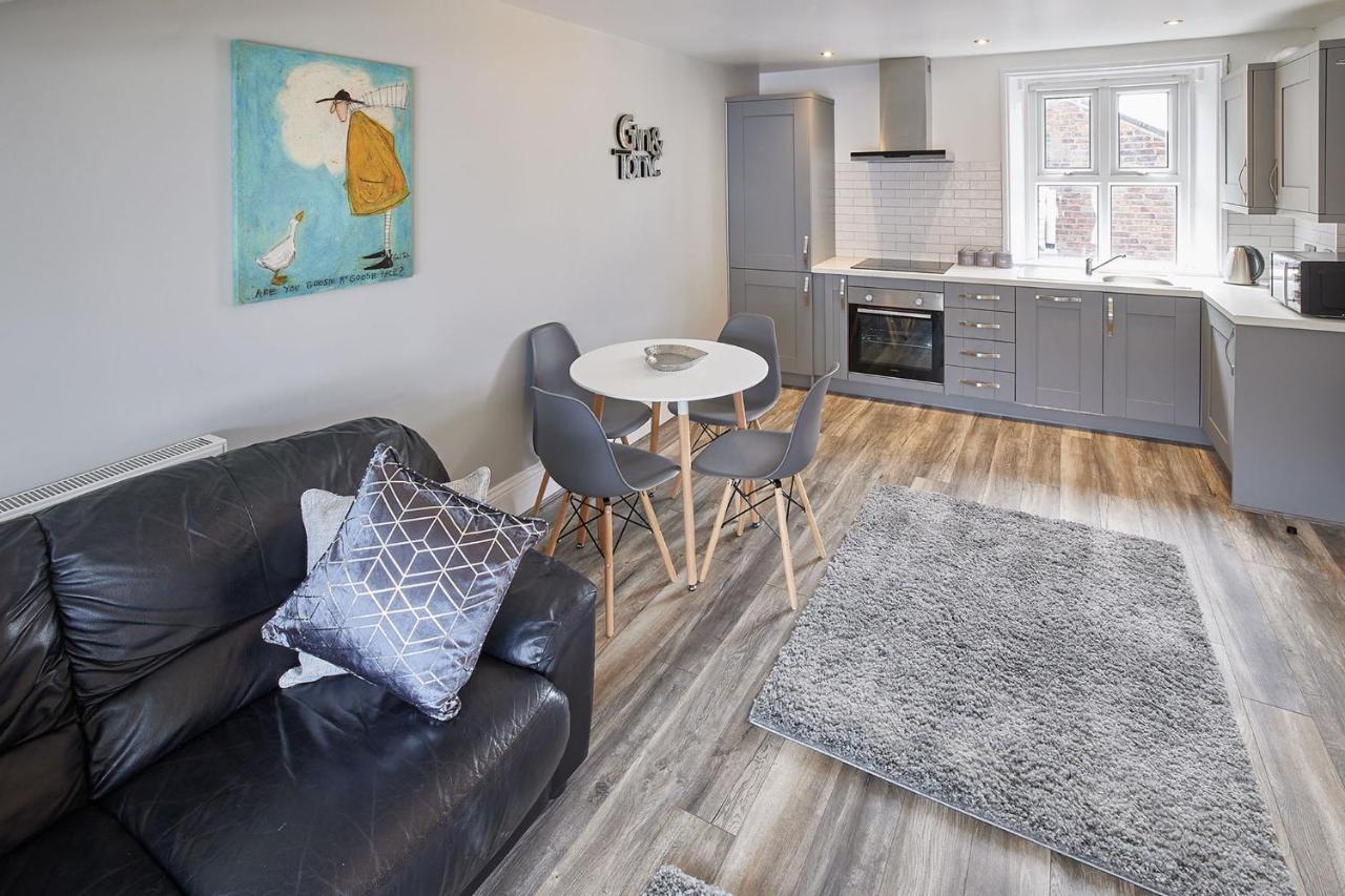 Apartment 4, Khyber Lodge Apartment Γουίτμπι Εξωτερικό φωτογραφία